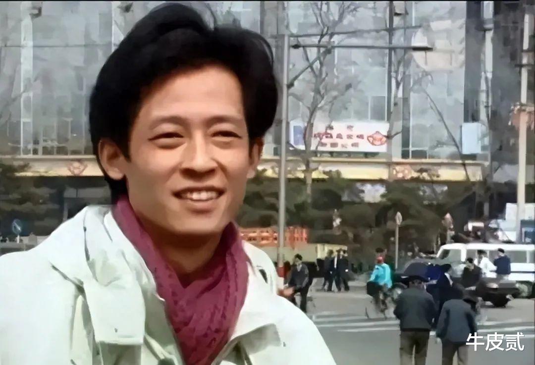 娶走“富婆”的5位男星,有人人生美满,有人却结婚33年不敢叫老婆