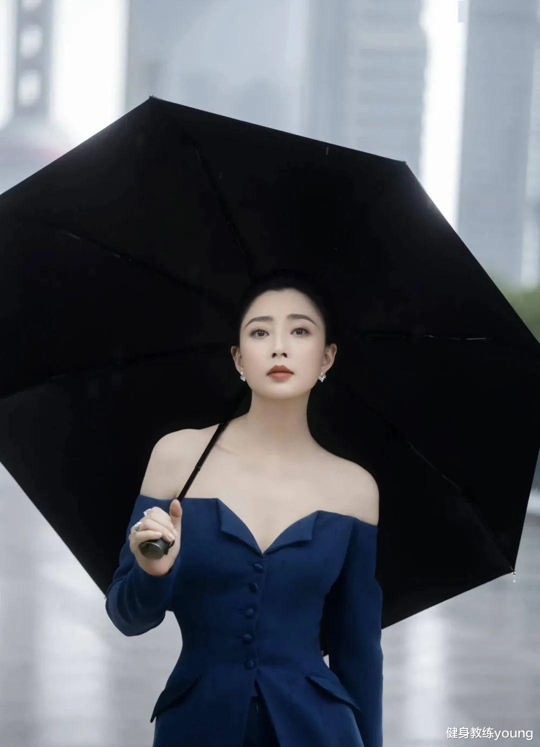 42岁的殷桃，22岁的肌肤，殷桃有什么抗老秘诀？