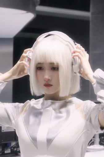 《王牌》8尴尬开播,关晓彤的一句话,彻底扯开综艺节目遮羞布