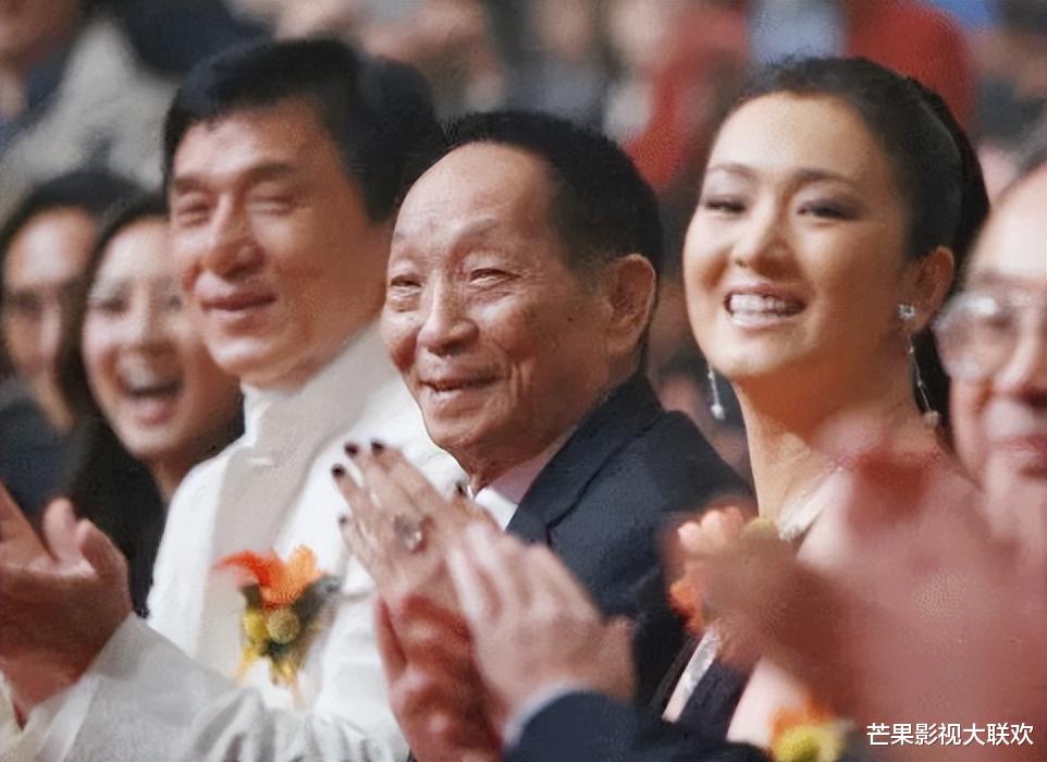 “访谈一姐”到“查无此人”，53岁的鲁豫，终于落到今天这一下场