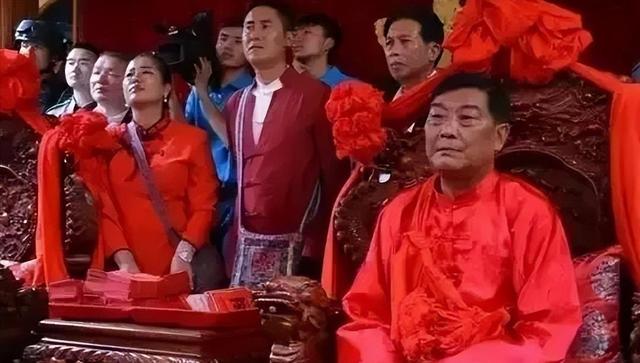 6天过去了，“曾志伟杜旭东”事件还在甩锅，收费被曝遭无情打脸