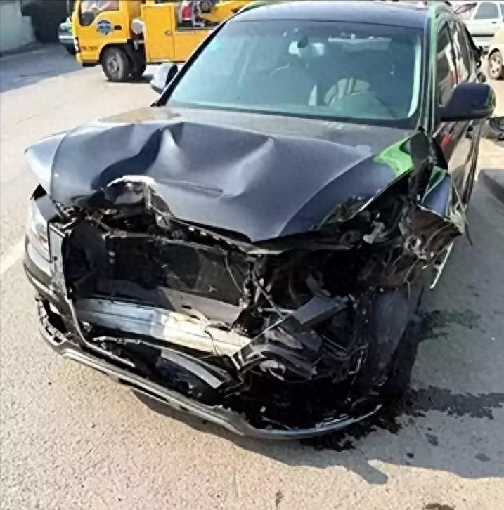 “京圈恶少”王烁:掌掴继母王艳,枪指刘涛老公,他凭啥为所欲为