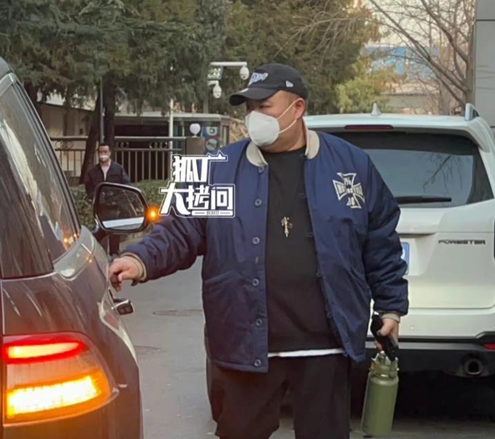 春晚|春晚第四次彩排,岳云鹏被临时拉来救场?知情人士回应了!