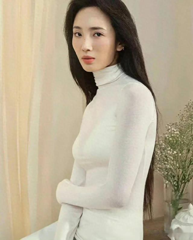 王紫璇写真——他只字未提喜欢你,你句句都是我愿意。