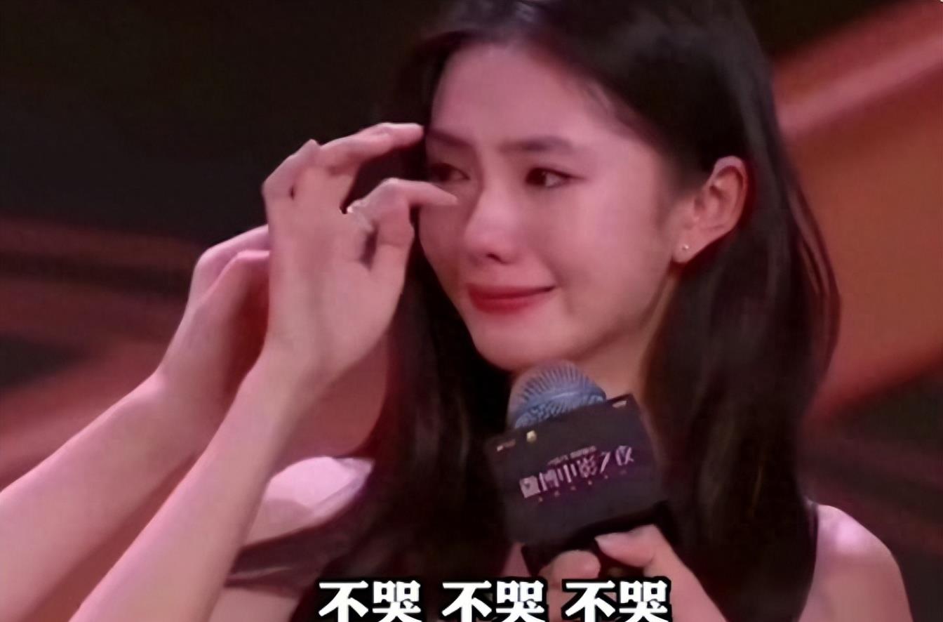 被央媒怒批，不识字、没文化，这6位明星文盲至此，凭什么走红？