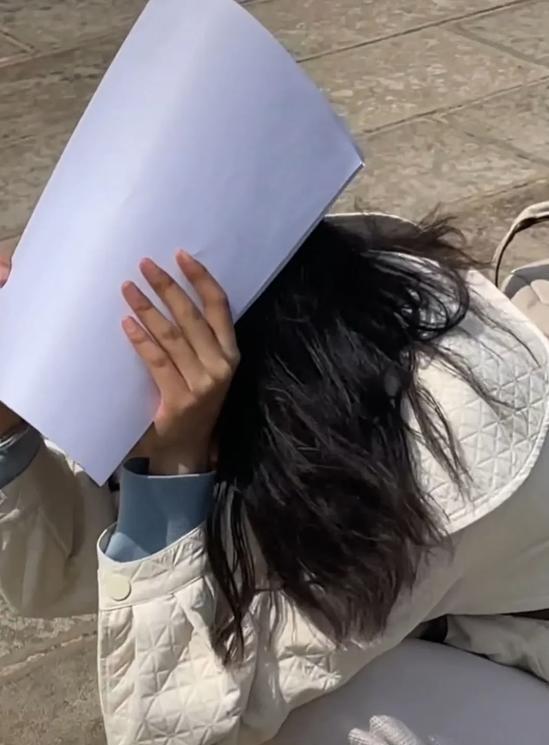 勒布朗·詹姆斯|云大校招博士文员工资3500引争议,敷衍痕迹太明显,何必劳民伤财