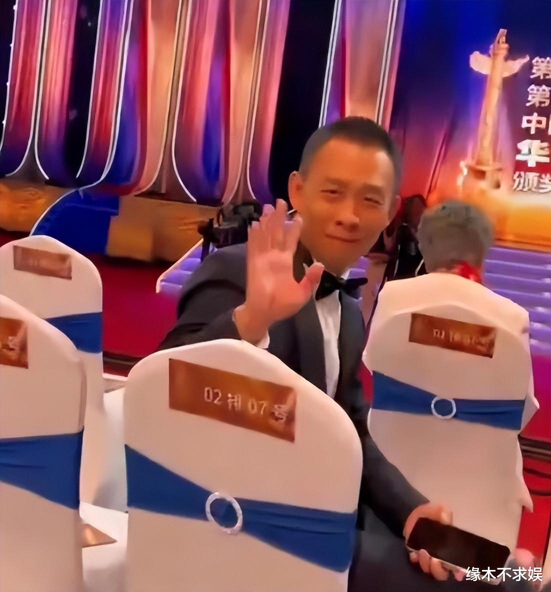 徐峥|华表奖这一夜,将影帝徐峥在圈内的窘境,体现得淋漓尽致!