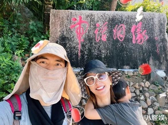 张歆艺带儿子拍戏，四坨侧脸超帅！保姆用万元包装方便面太壕气