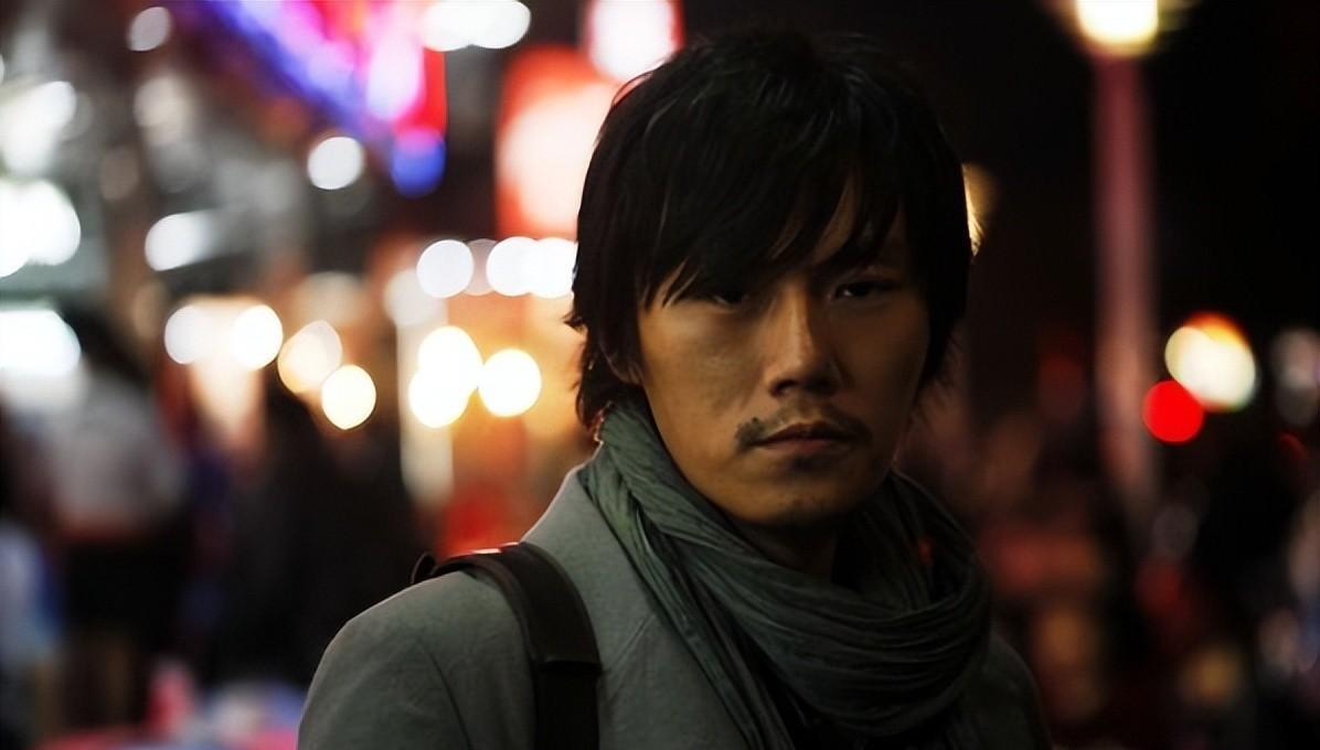 之后的他也是出演了张艺谋导演的《金陵十三钗》