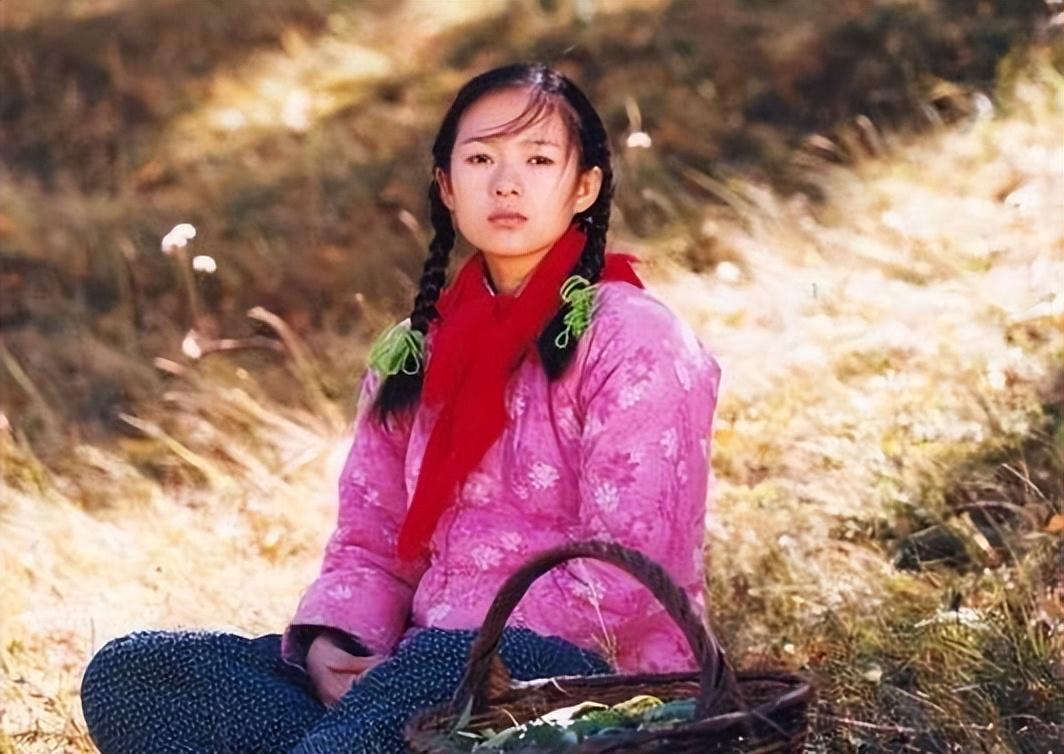 施一公|花钱如流水的4位女星:有钱也养不起,她们的高消费你想都不敢想