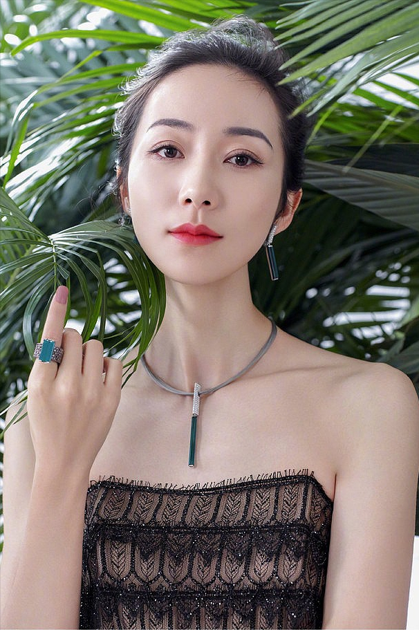 “最干净女星”:坚决不接吻戏,出道20年零绯闻,40岁依旧如少女