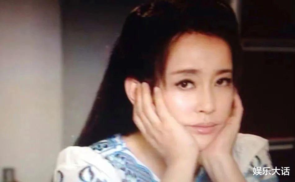 刘晓庆|71岁唐国强和70岁刘晓庆同台， “天然脸”和打针脸的差距一目了然