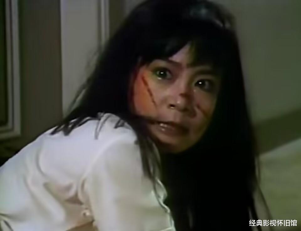 盘点刘雪华版《烟雨濛濛》和我小时候看的情深深雨濛濛的不同之处