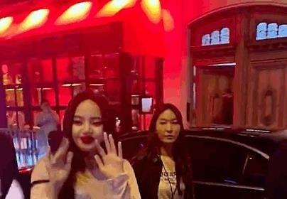 一个下三烂的戏子，被某些内娱人捧成了偶像，如今连遮羞布都不要了