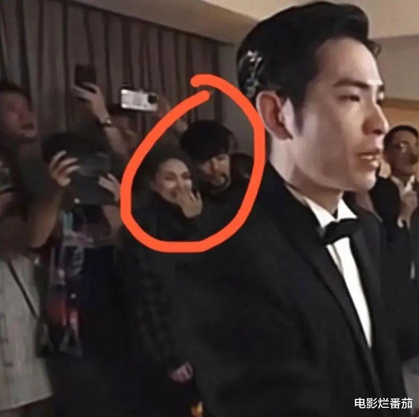 萧敬腾求婚大14岁经纪人，牵出明星和经纪人关系，只能用复杂形容