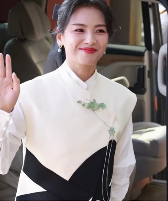 刘涛私生女事件升级！孩子更多细节被曝，生父疑似是富商