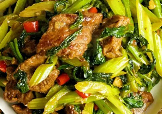 医生提醒:芹菜切勿和它一起吃,会损伤身体,很多人或还不知道