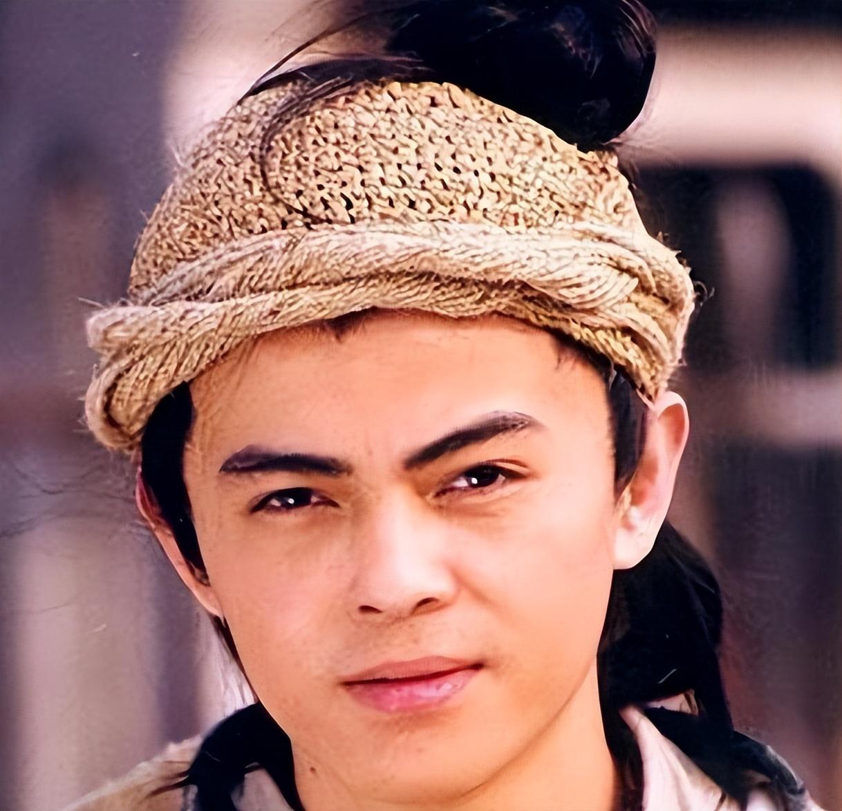 童星方超:2岁成名,18岁时因长得太矮没学可上,47岁仍单身