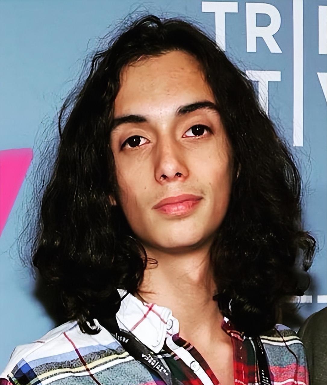 一路走好!5天5位名人相继去世,有2位未满20岁,最年轻者仅18岁