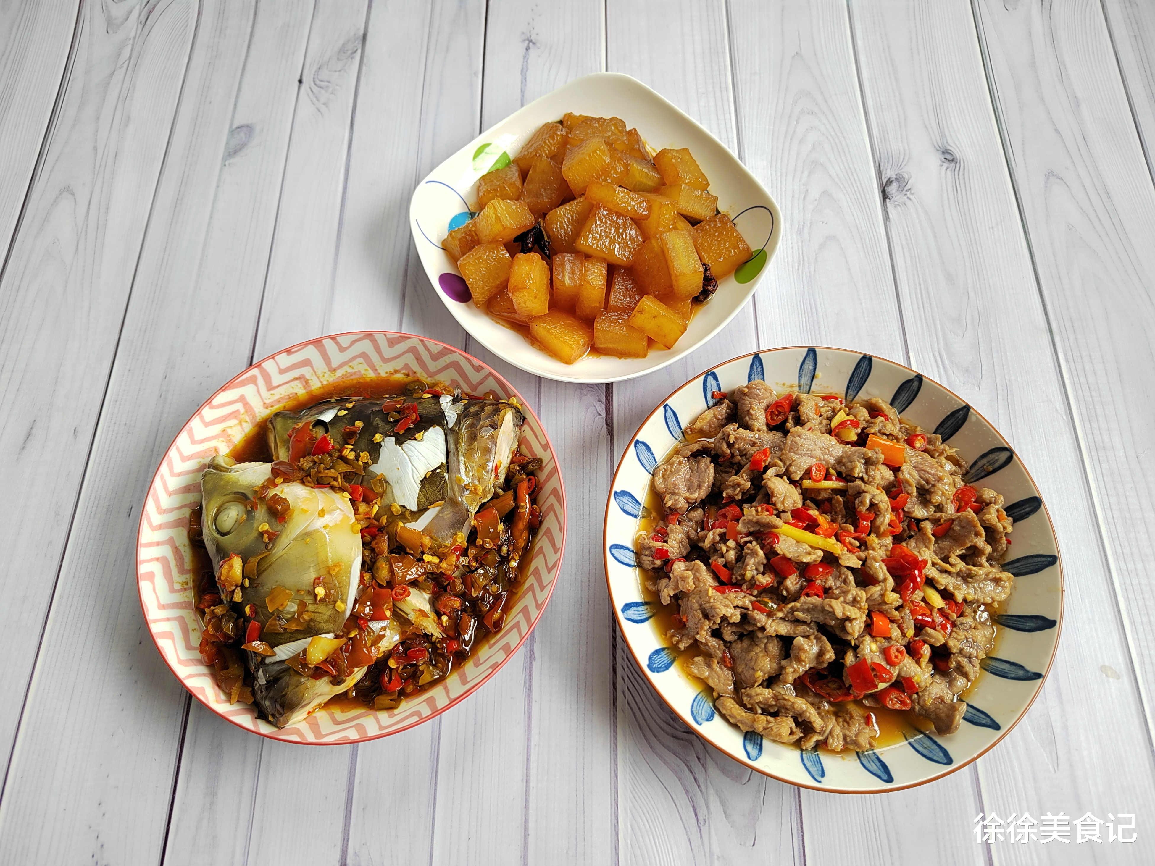 退休金|江西老两口退休金10000多,伙食却很寒酸,网友:等我老了也这样