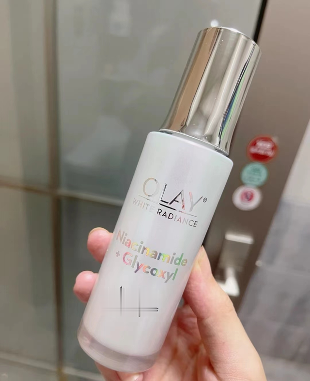 美白效果好的精华液有哪些？这些补水抗氧化的美白精华液口碑不错