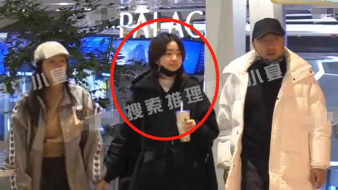 徐峥|徐峥一家三口看电影，14岁女儿身材圆润比妈高，《坡囧》已开拍