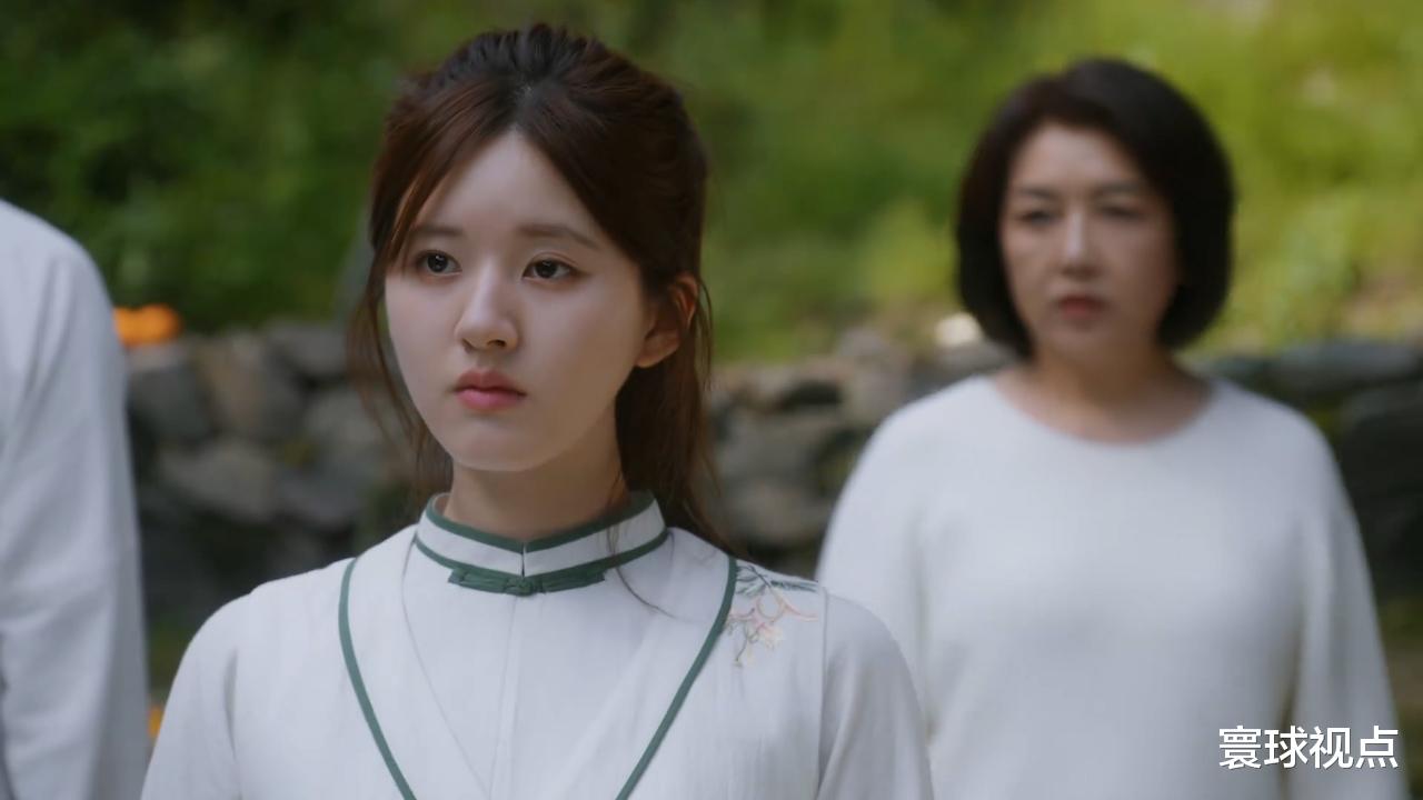 赵露思|差评多到不敢看,收视却一路走高,赵露思《后浪》凭啥这么“横”