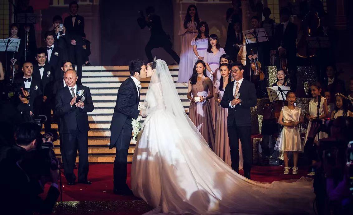 首次公开回应离婚， Baby对待黄晓明的方式，堪称娱乐圈中的教科书