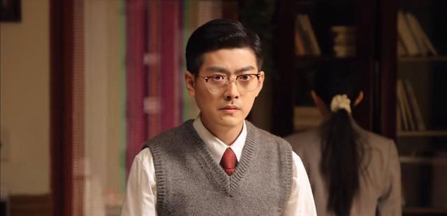 小红帽|梦海：一张剧照提前透露大结局，两对CP各自圆满，一人被踢出群聊