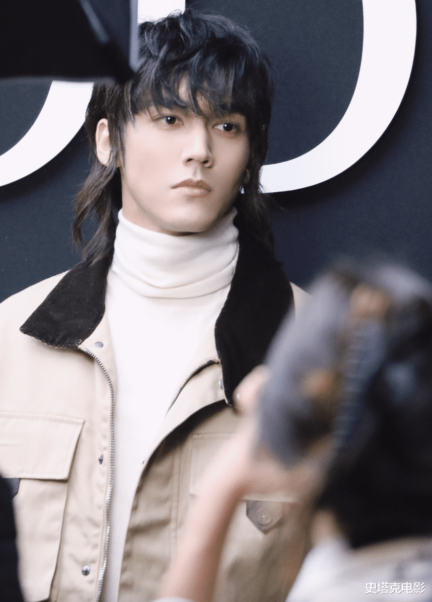 米兰大咖不少：倪妮气场十足，张雨绮真敢穿，但张柏芝这次完胜