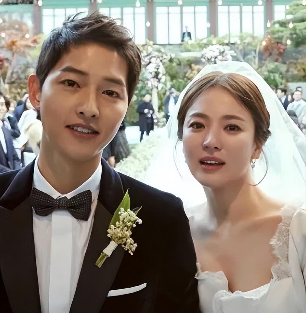 宋仲基喜当爹揭开离婚内幕,竟是应“泡菜国”第一女大佬要求?