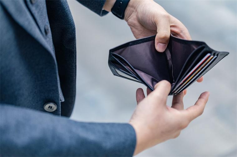 阿里巴巴|恒大地产再被执行5.5亿;ofo公众号发招聘信息;传阿里张勇将卸任