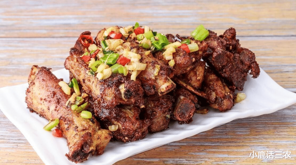 |排骨直接焯水,难怪又腥又柴!记住3步,软烂可口,香到骨头里!