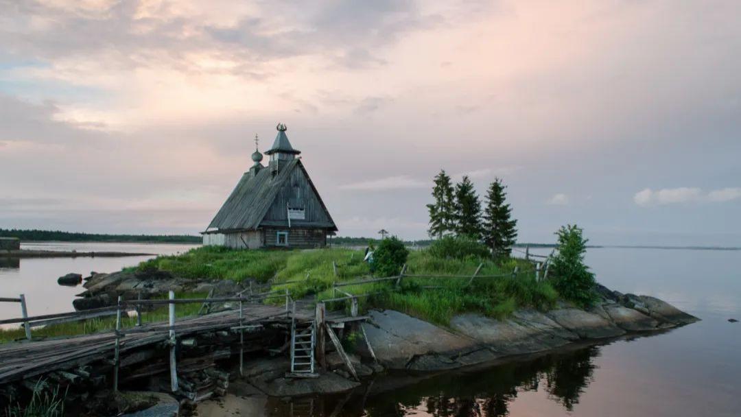 真正厉害的人，会“演戏”，该装就装