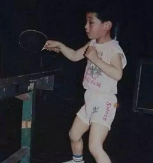 张继科|张继科的这24张旧照片，就是他一路堕落的最佳见证