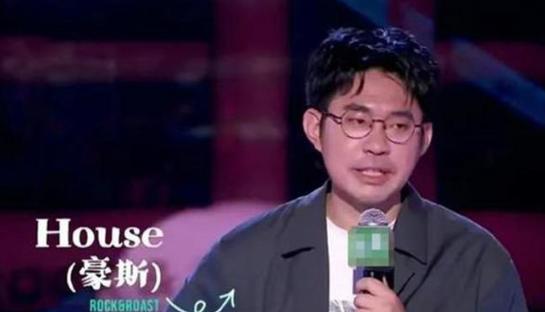 人民子弟兵|玩梗侮辱人民子弟兵,笑果艺人被违规处罚,脱口秀不能没有底线!