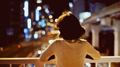 |在如今的社会，需要具备什么条件才能轻轻松松办成一件事？