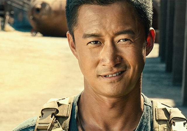 当年《战狼》有多"炸",如今被要求退票的吴京,就有多尴尬 - 娱乐资讯