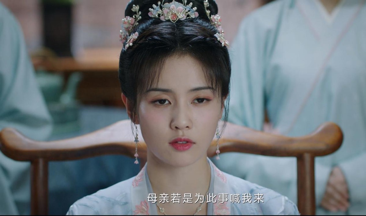 才播6集,就夺榜单冠军,这是11月份第一部让我熬夜狂追的黑马剧