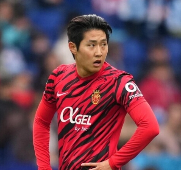 保罗|那不勒斯管理层已经批准了李康仁的招聘请求