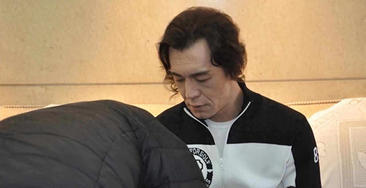 时隔5年李咏的死因被揭开，妻子哈文道破真相，遗体为何不运回国