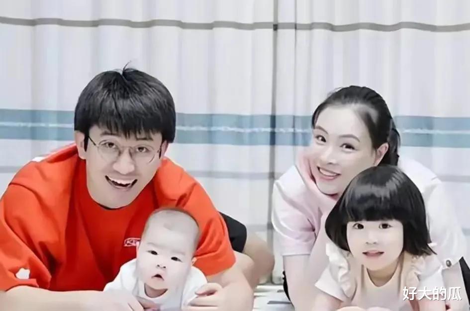 蒋梦婕|曝吴敏霞羡慕伏明霞,嫁人不出门工作,梁锦松给的零花钱能买楼