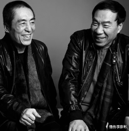 张艺谋:“一代国师”跌落神坛,晚节不保,文艺人设都是伪装的!