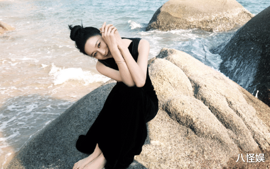 45岁倪虹洁自曝男友比她大三岁，交往13年还没领证，曾催婚失败