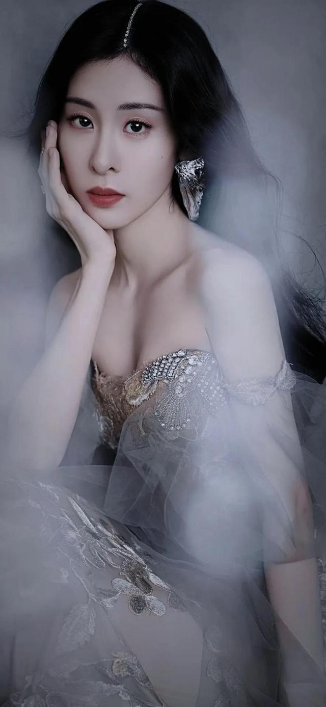 张碧晨|张碧晨,一张百灵鸟的歌喉