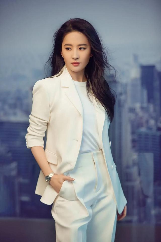 刘亦菲|刘亦菲，为何加入美籍