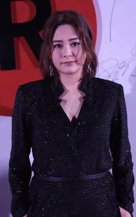 阿娇|从“大妈”到“姐姐”，阿娇证明了：减肥才是最好的医美