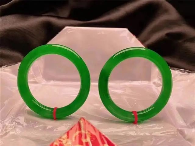 看翡翠是好是坏，五大标准可以帮你！