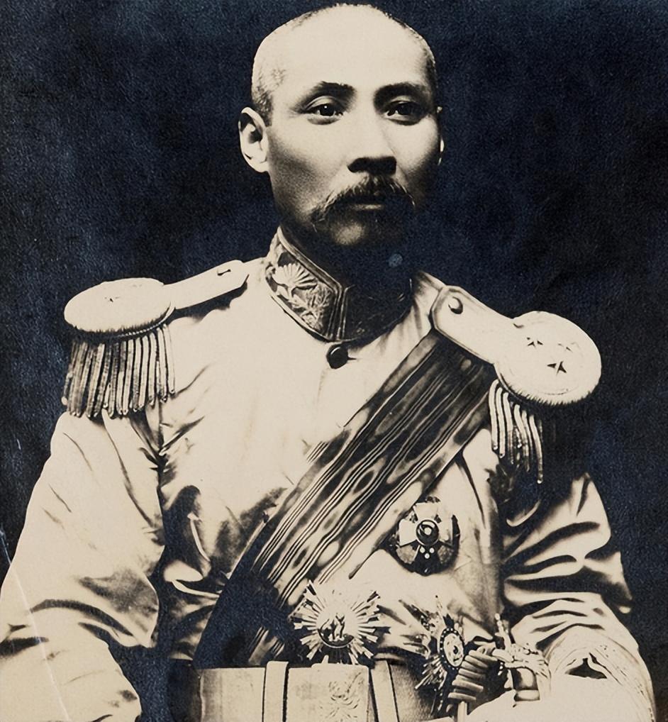 1939年,吴佩孚只因多吃一个羊肉饺子,10天后死在日本人手术台上