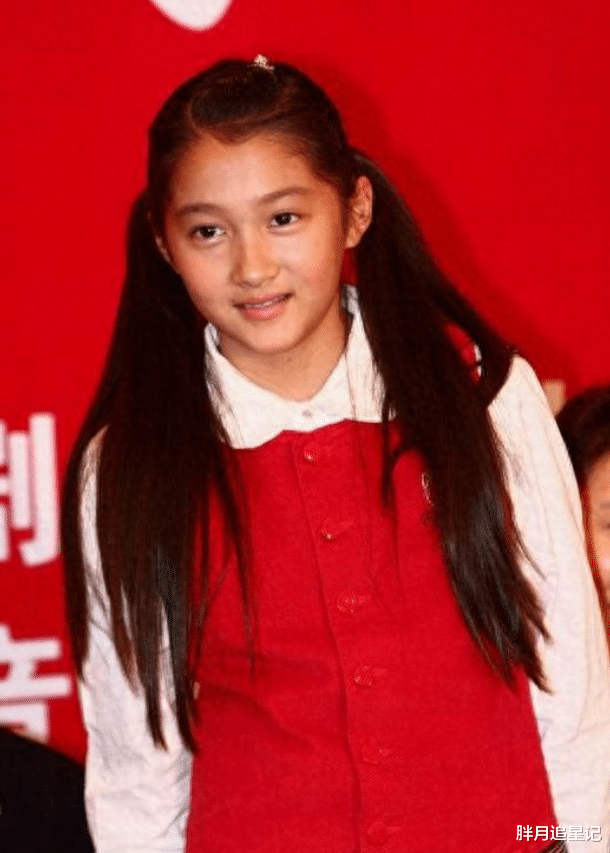 大胆认爱,曝光率下降的鹿晗,已经走上了另一条大道